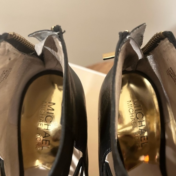 Michael Michael Kors Theodore back zip black Leather Upper Size 5 - Picture 8 of 9